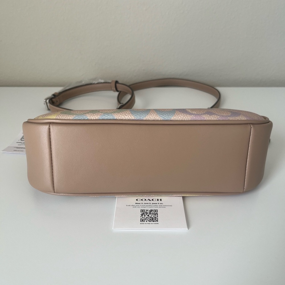 ✅Coach Teri Shoulder Bag In Rainbow Signature Canvas - Picture 5 of 13
